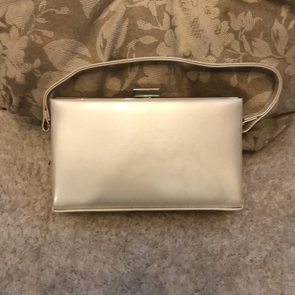 Purse - Picture 2 of 5